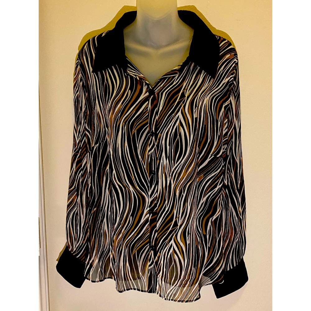 Dressbarn Women’s Plus Size Button Up Blouse